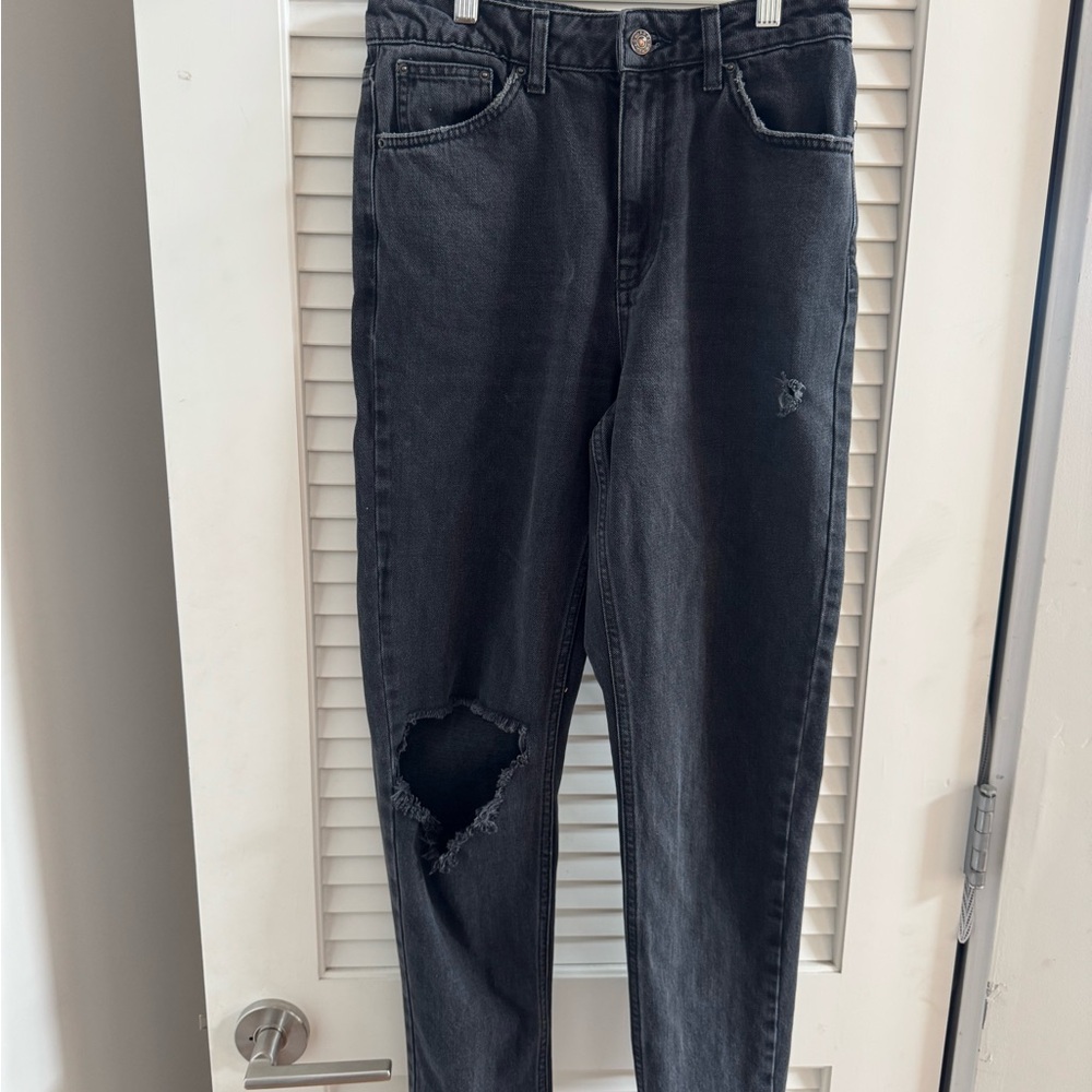 Women’s High-Rise Black Distressed Jeans